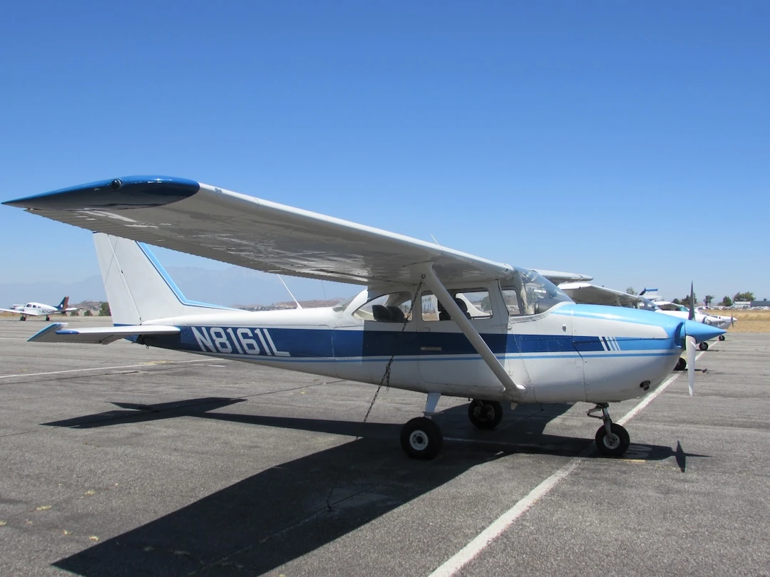 side-of-cessna-172h-at-riverside-airport-RAL