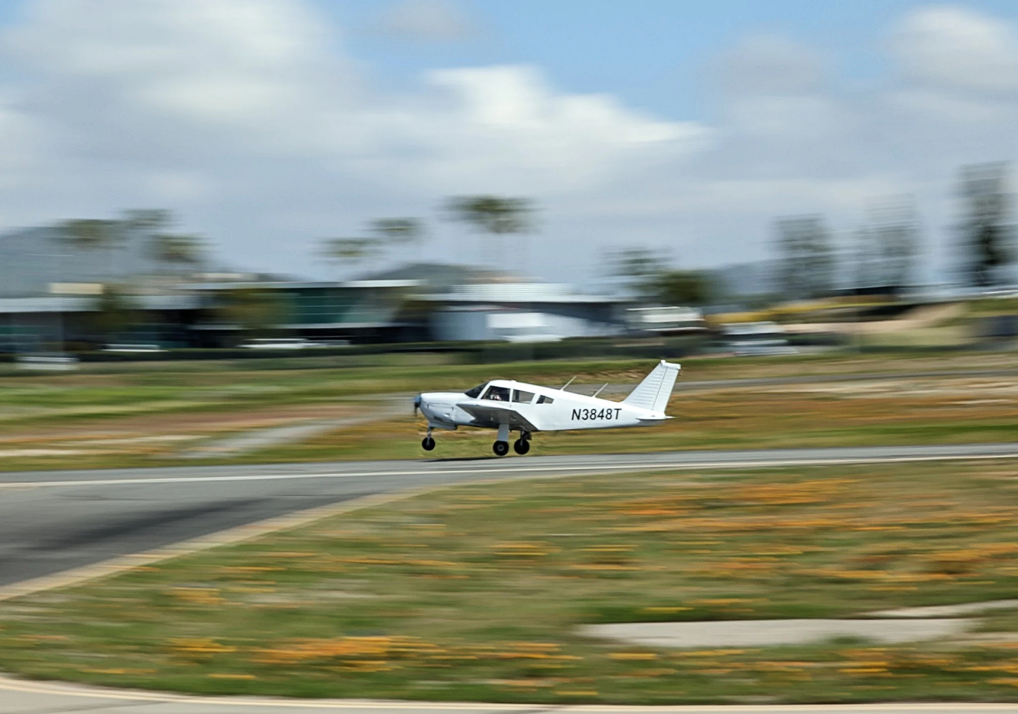 Discovery Flights in Riverside & Redlands: What to Expect, What You’ll Do, and How to Book